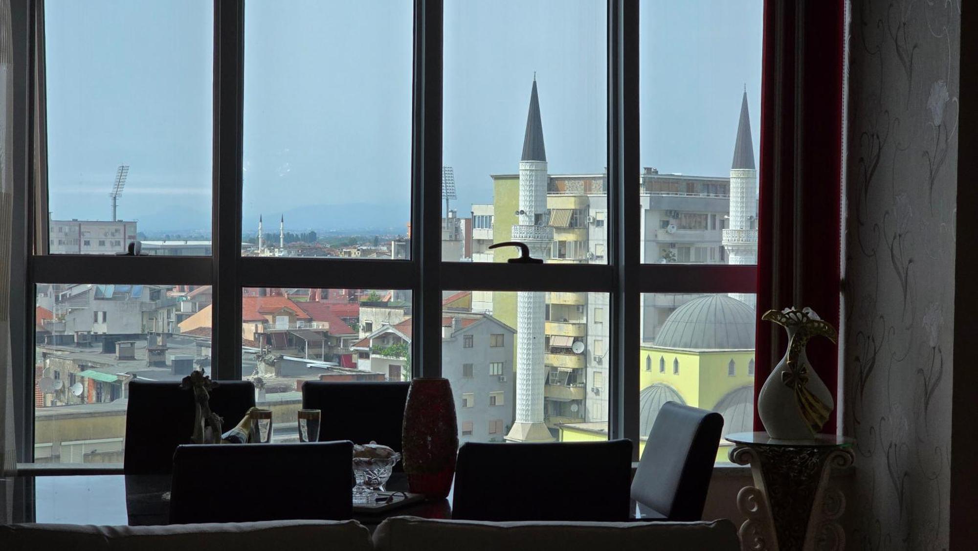 Amy'S Luxury Appartment Shkodër Exteriör bild