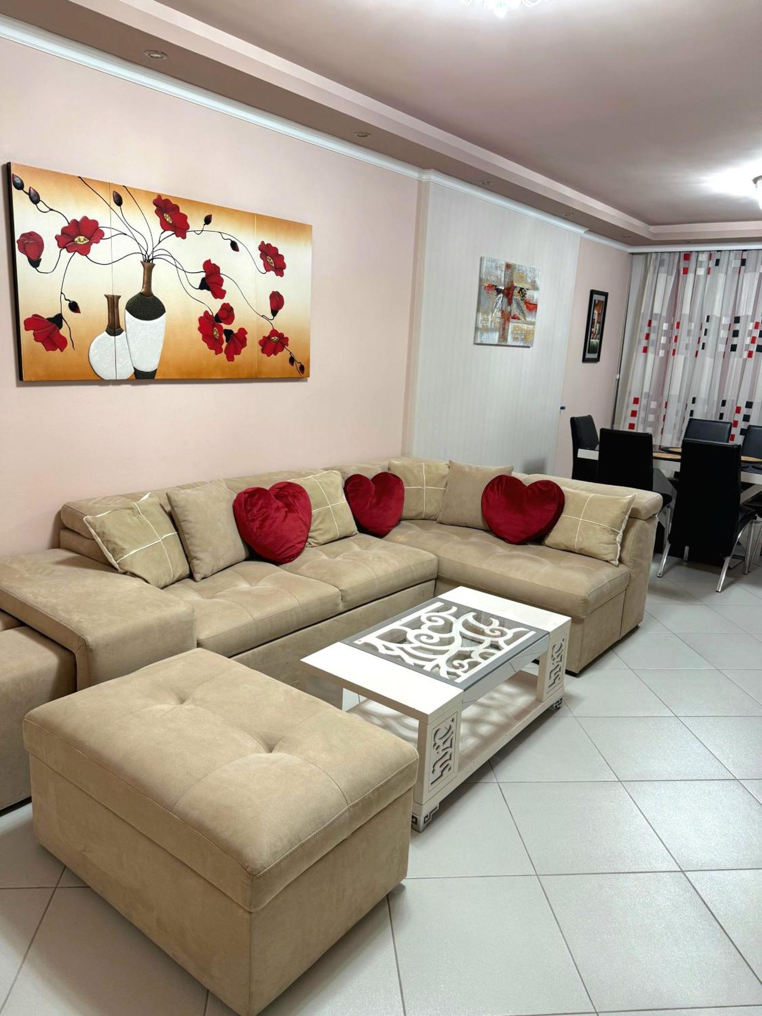 Amy'S Luxury Appartment Shkodër Exteriör bild